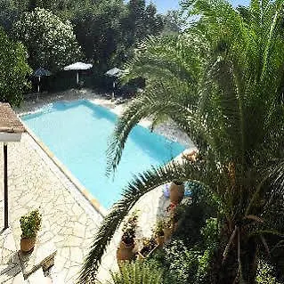 Aparthotel Damianos